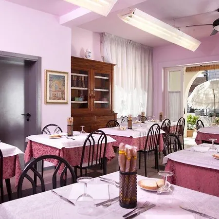 Otel And Restaurant My 3*