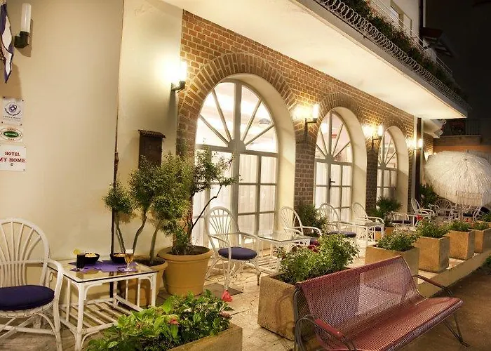 Hotel And Restaurant My 3*