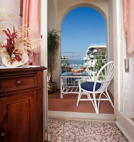 Hotel And Restaurant My 3*