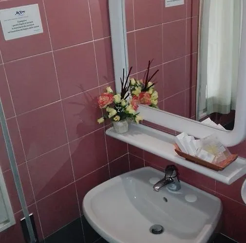 Hotel And Restaurant My 3*