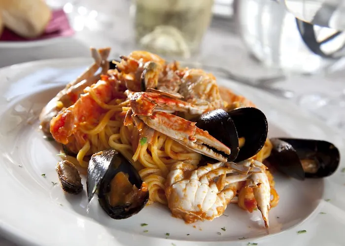 Hotel And Restaurant My 3*